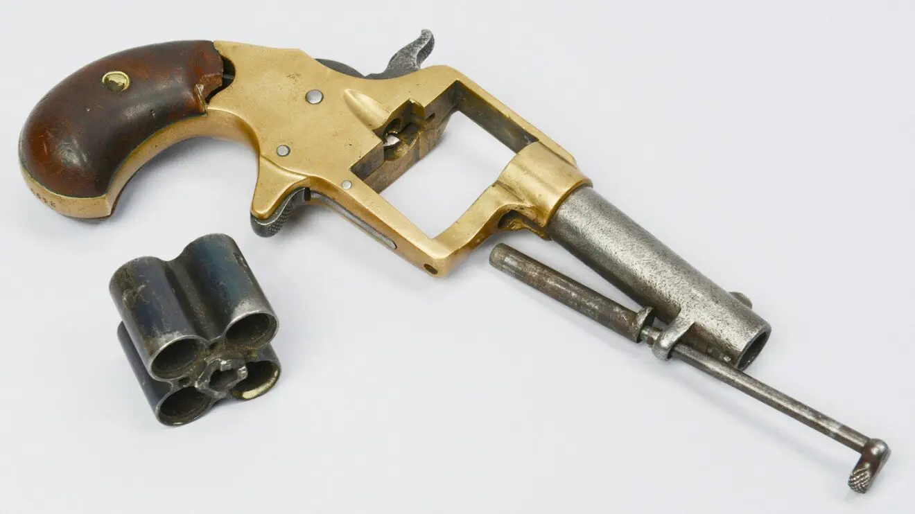 Кольт Кловерлиф